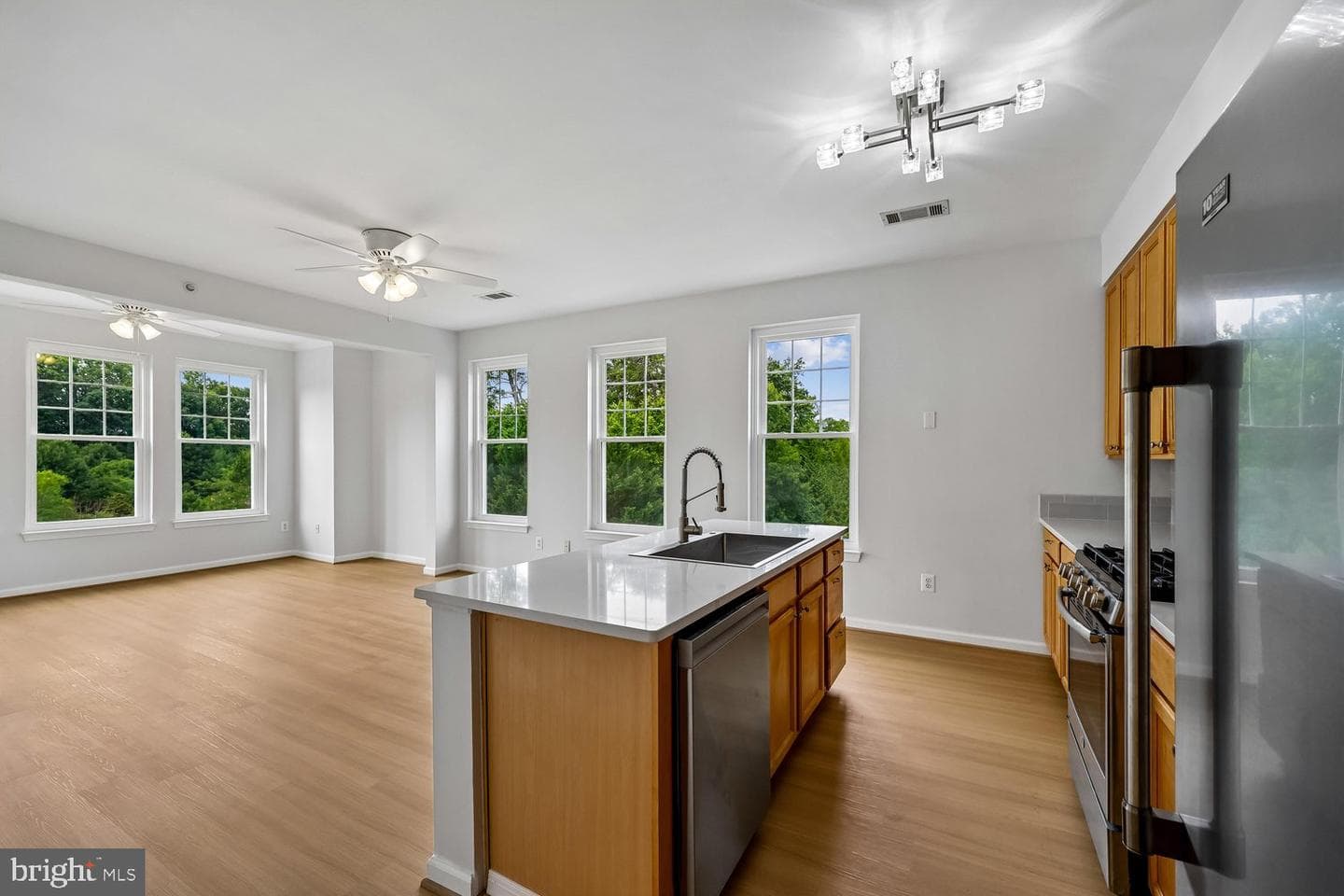 301 High Gables Drive #402 photo 13