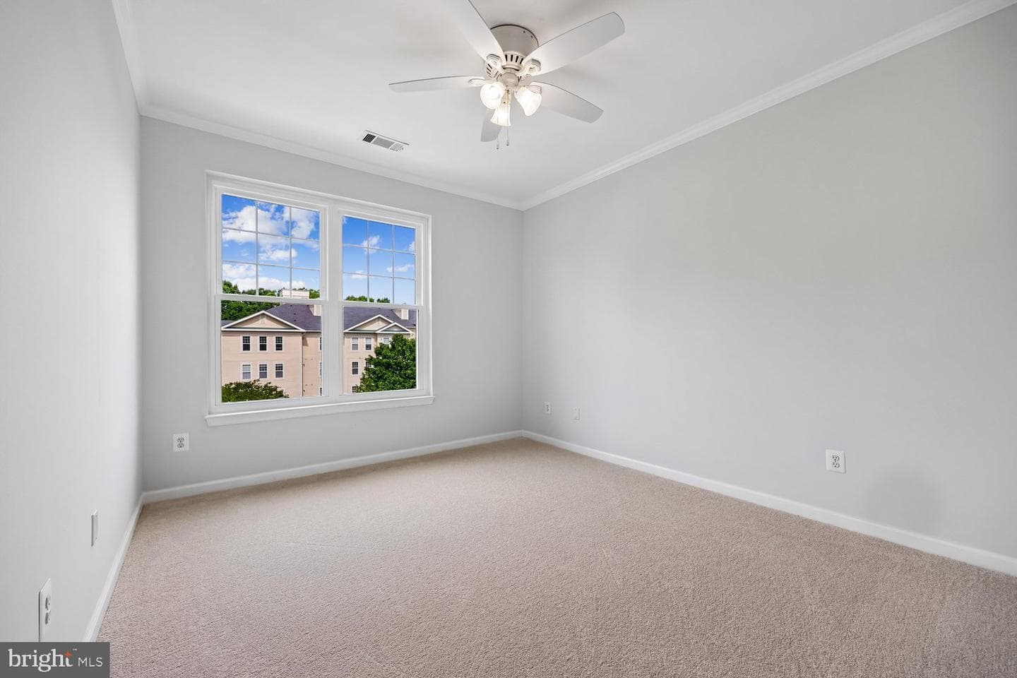 301 High Gables Drive #402 photo 18