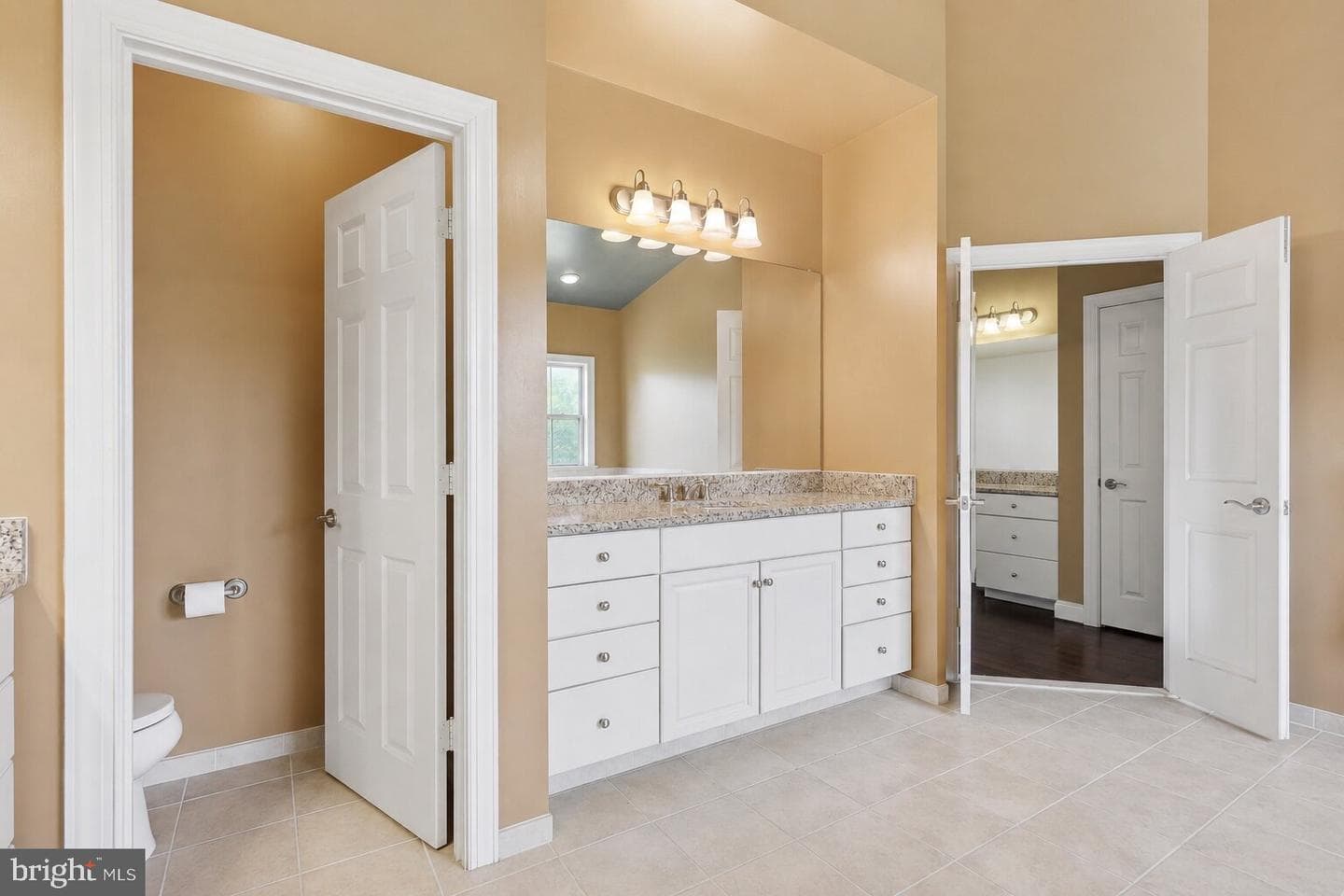 9010 Damascus Hills Ln photo 18