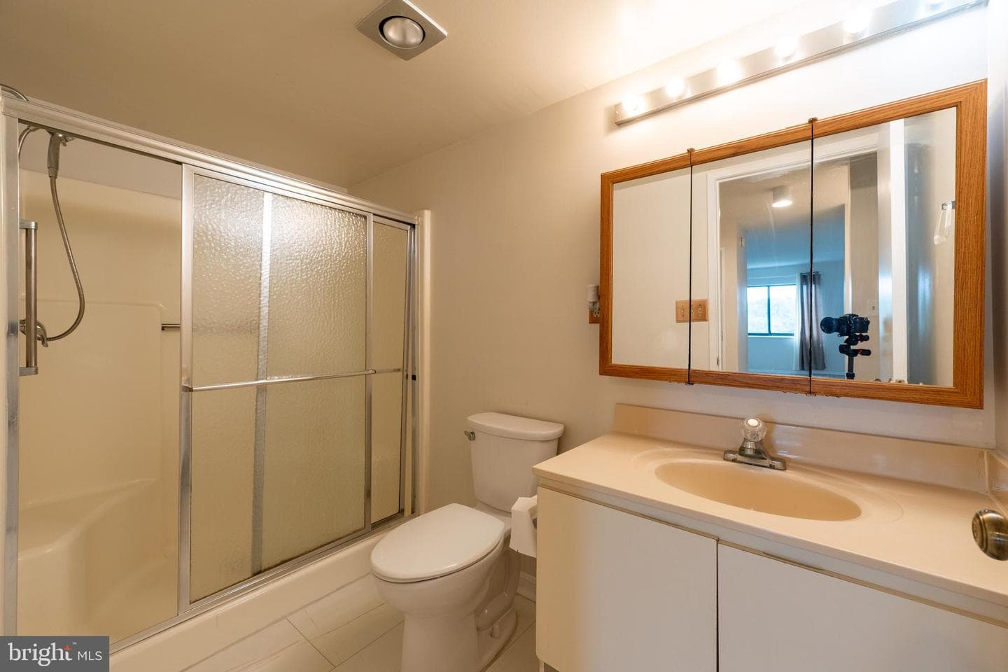15101 Interlachen Drive #1-924 photo 22