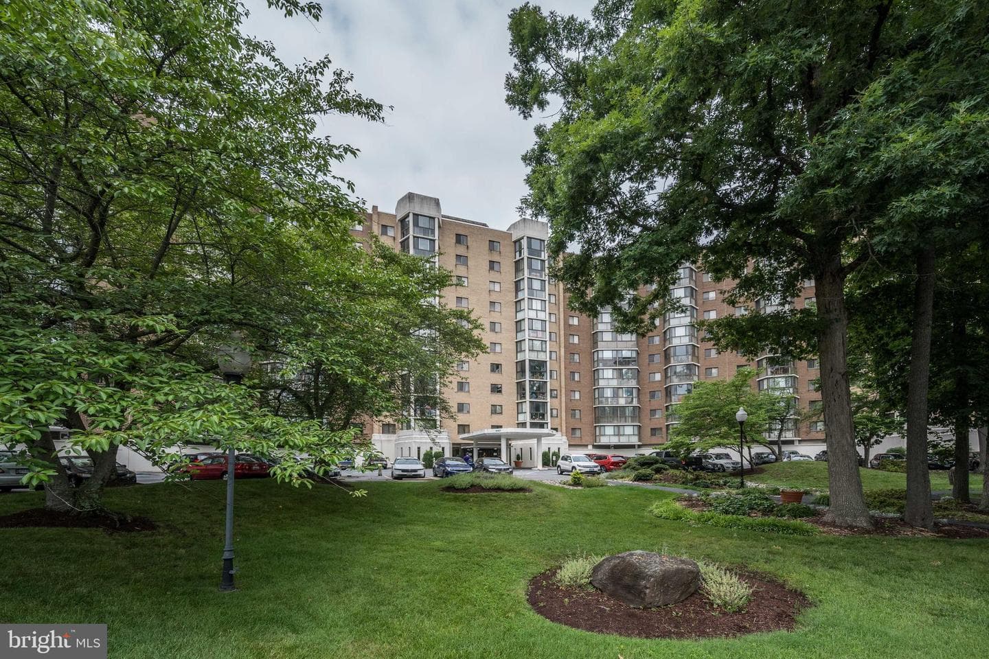 15101 Interlachen Drive #1-924 photo 24