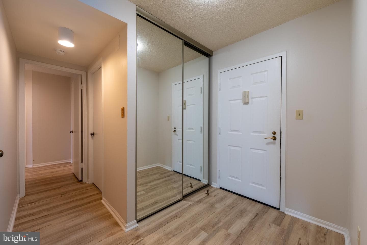 15101 Interlachen Drive #1-924 photo 5