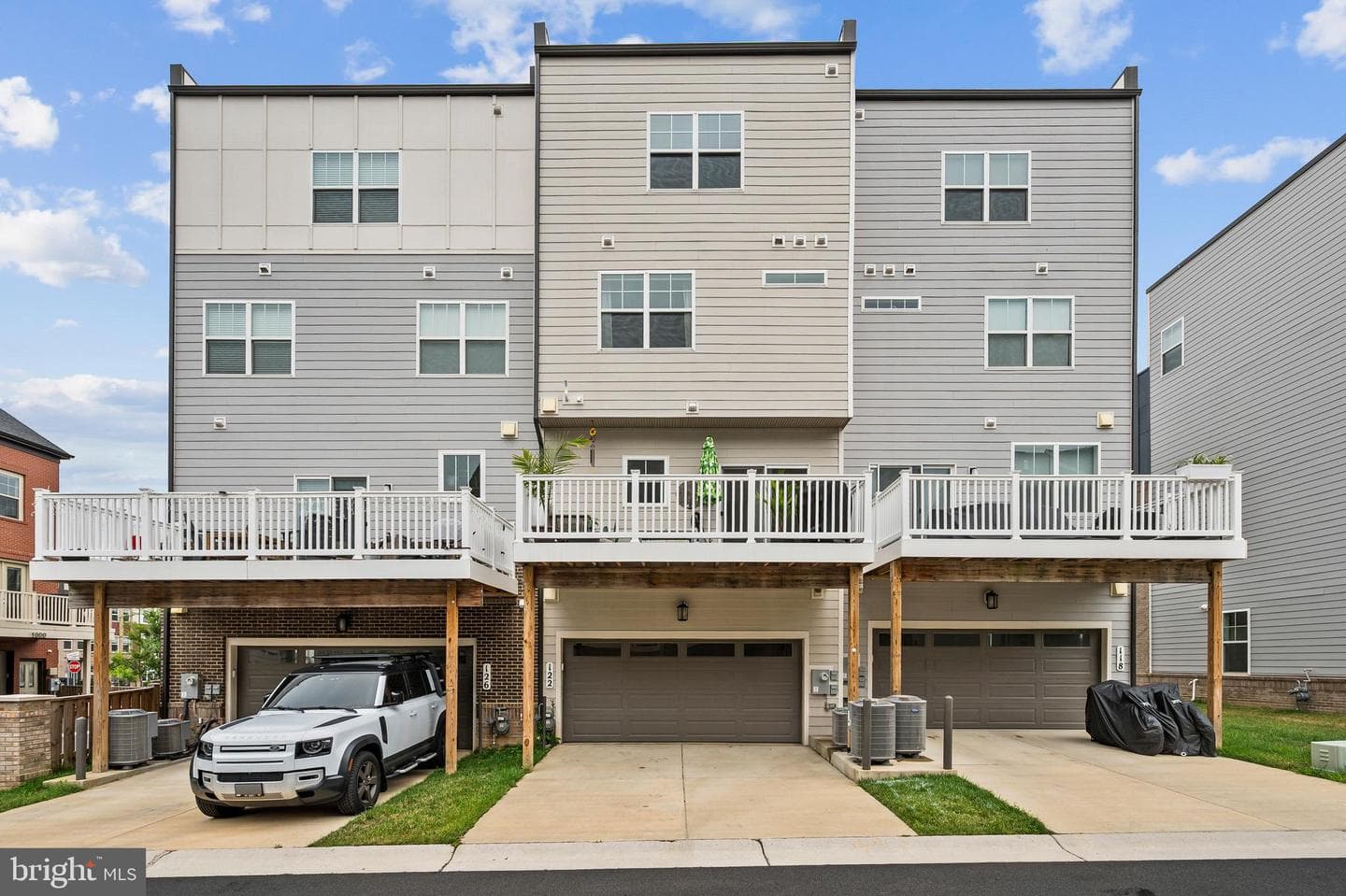 122 Dickenson Drive photo 47