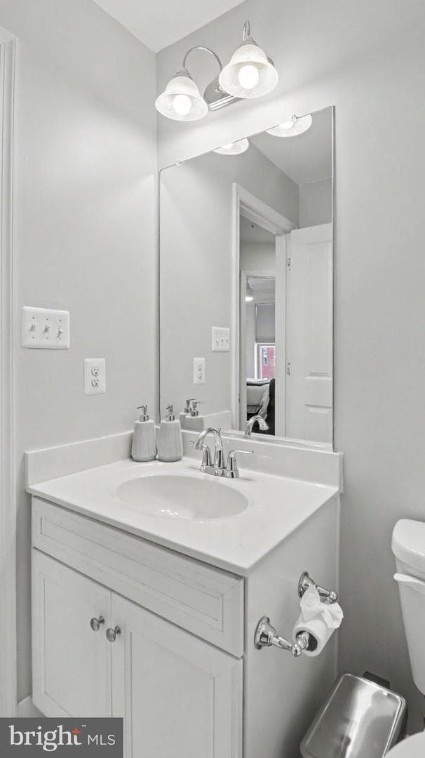13813 Byrne Park Drive photo 45