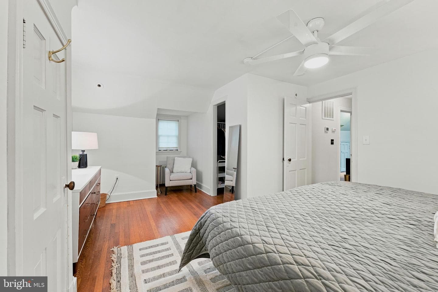 9404 Worth Avenue photo 37