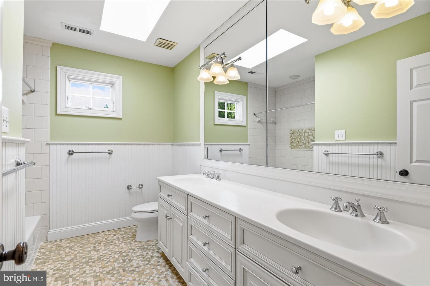 10019 Kendale Road photo 42