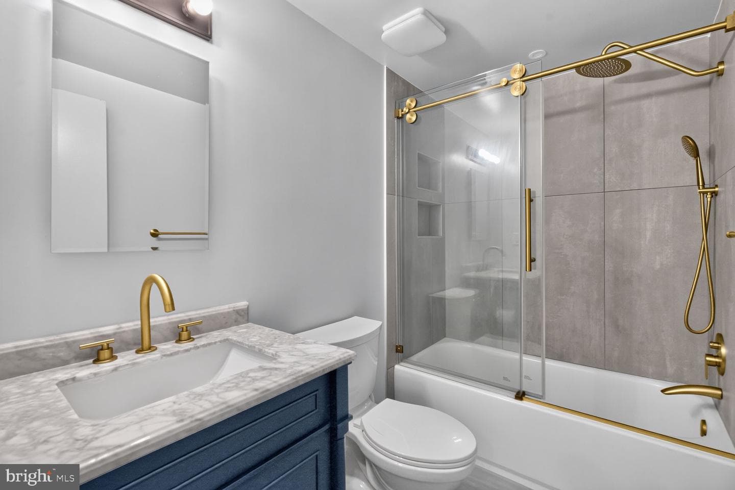 10759 Lester Street photo 8