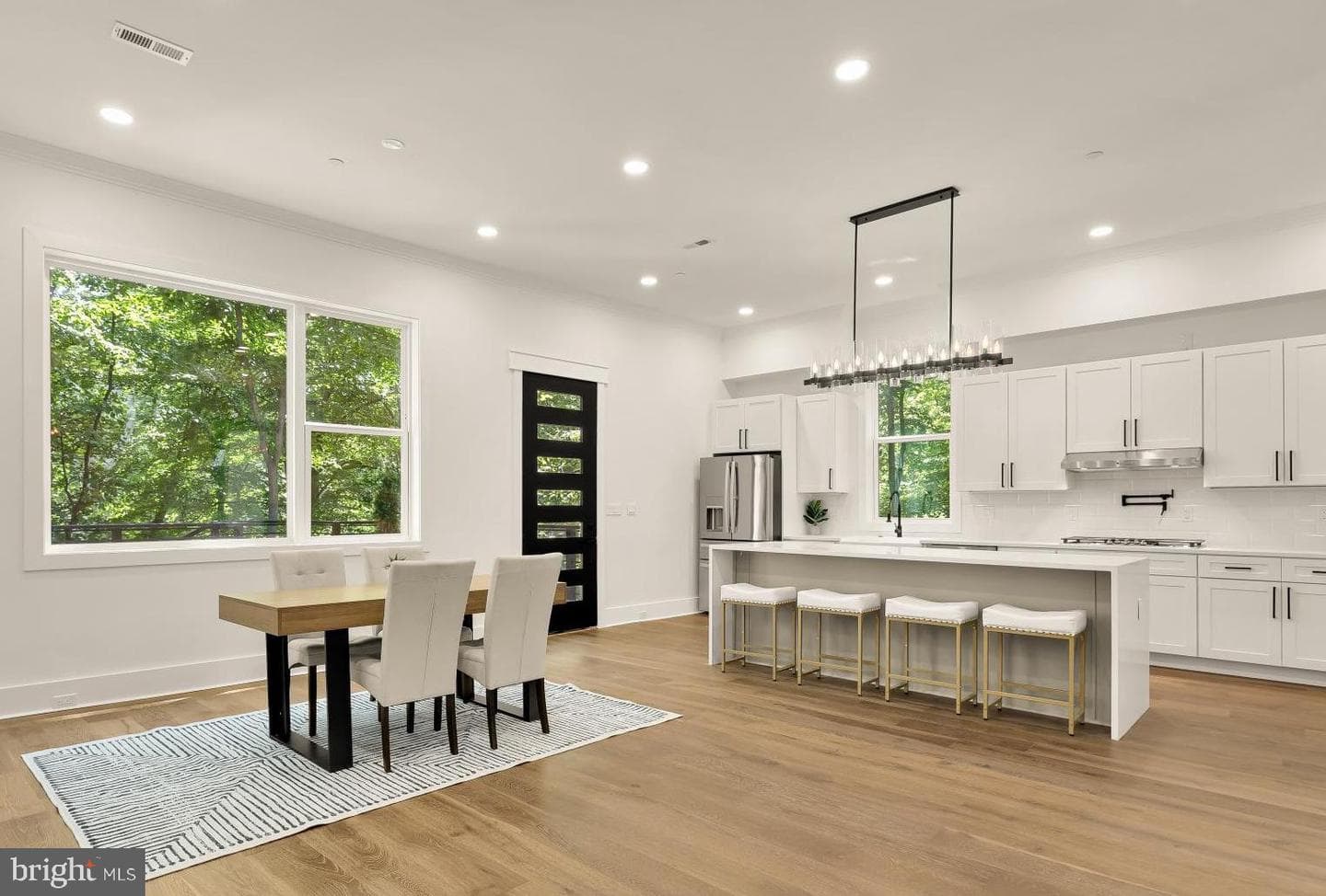 811 Sligo Creek Parkway photo 22
