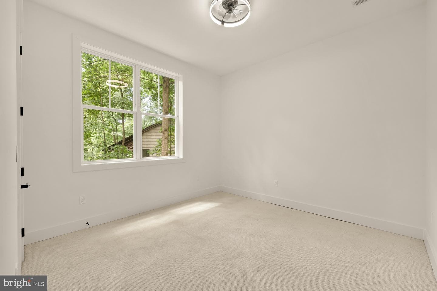811 Sligo Creek Parkway photo 50