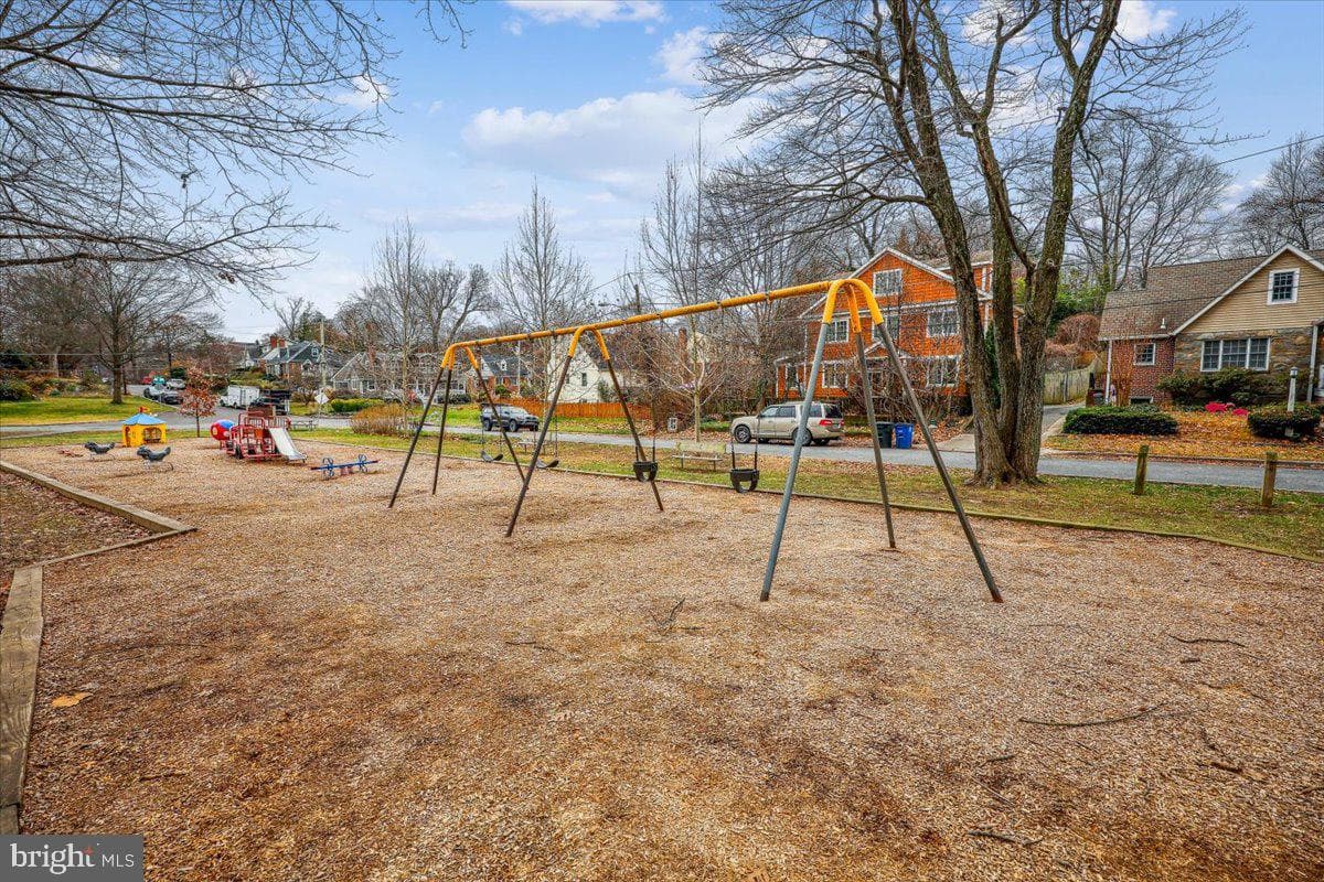 9817 Cherry Tree Lane photo 55