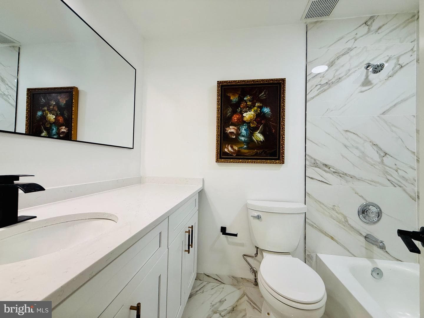 815 Whitehall Street photo 19
