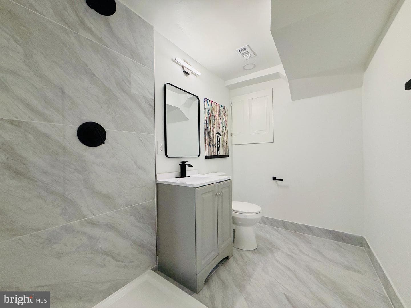 815 Whitehall Street photo 31