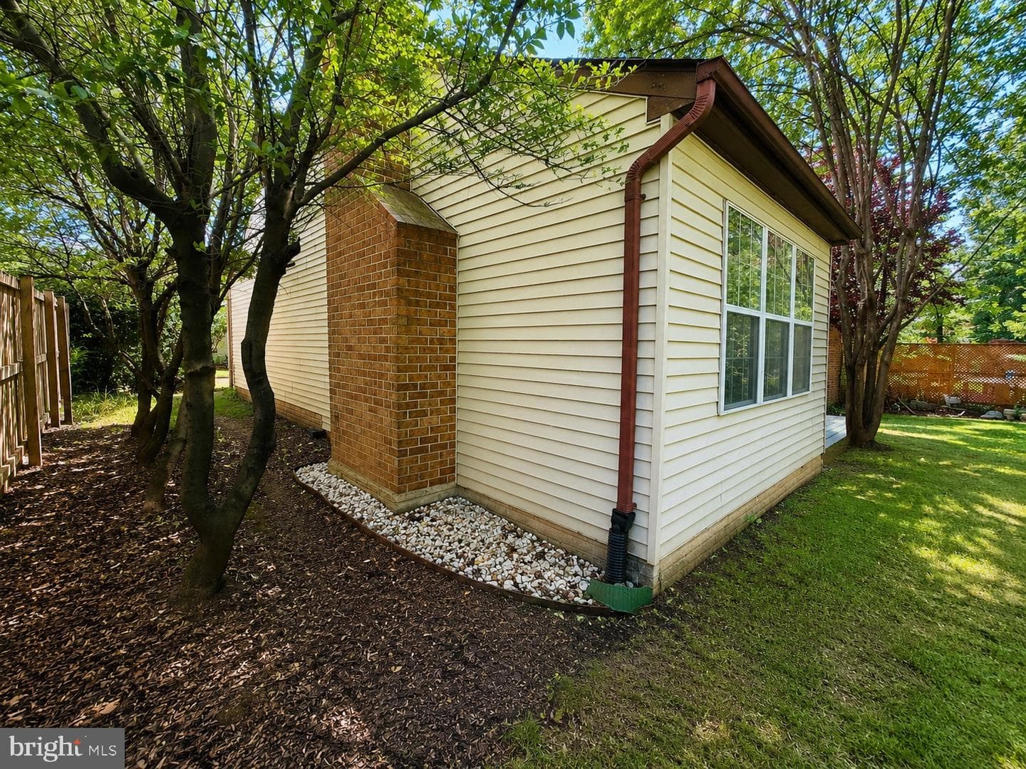 815 Whitehall Street photo 35