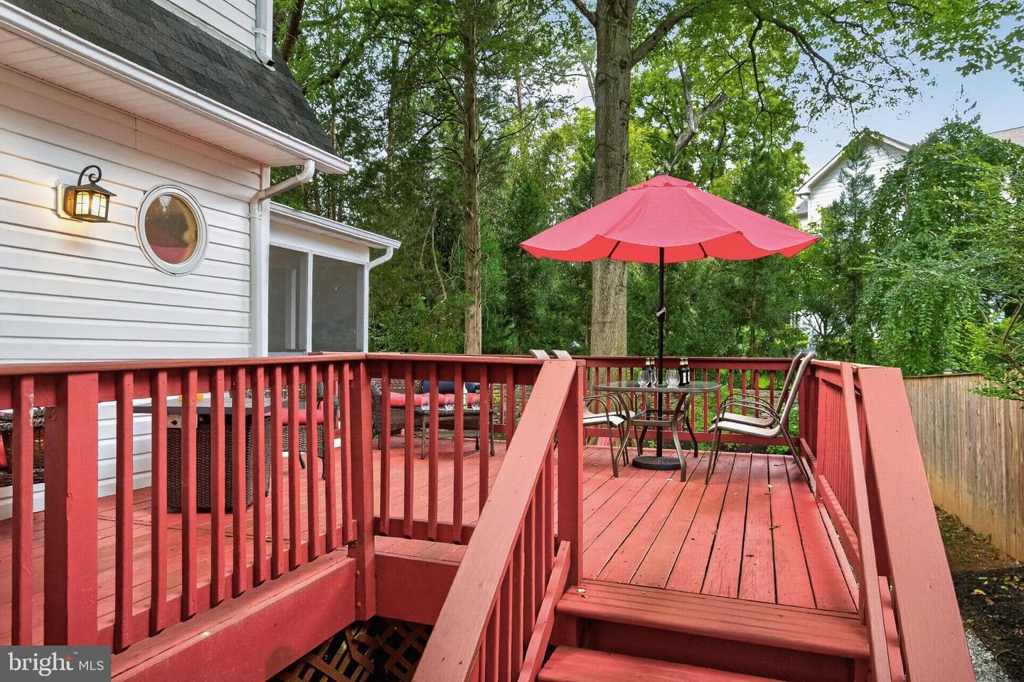 9908 Dickens Avenue photo 41