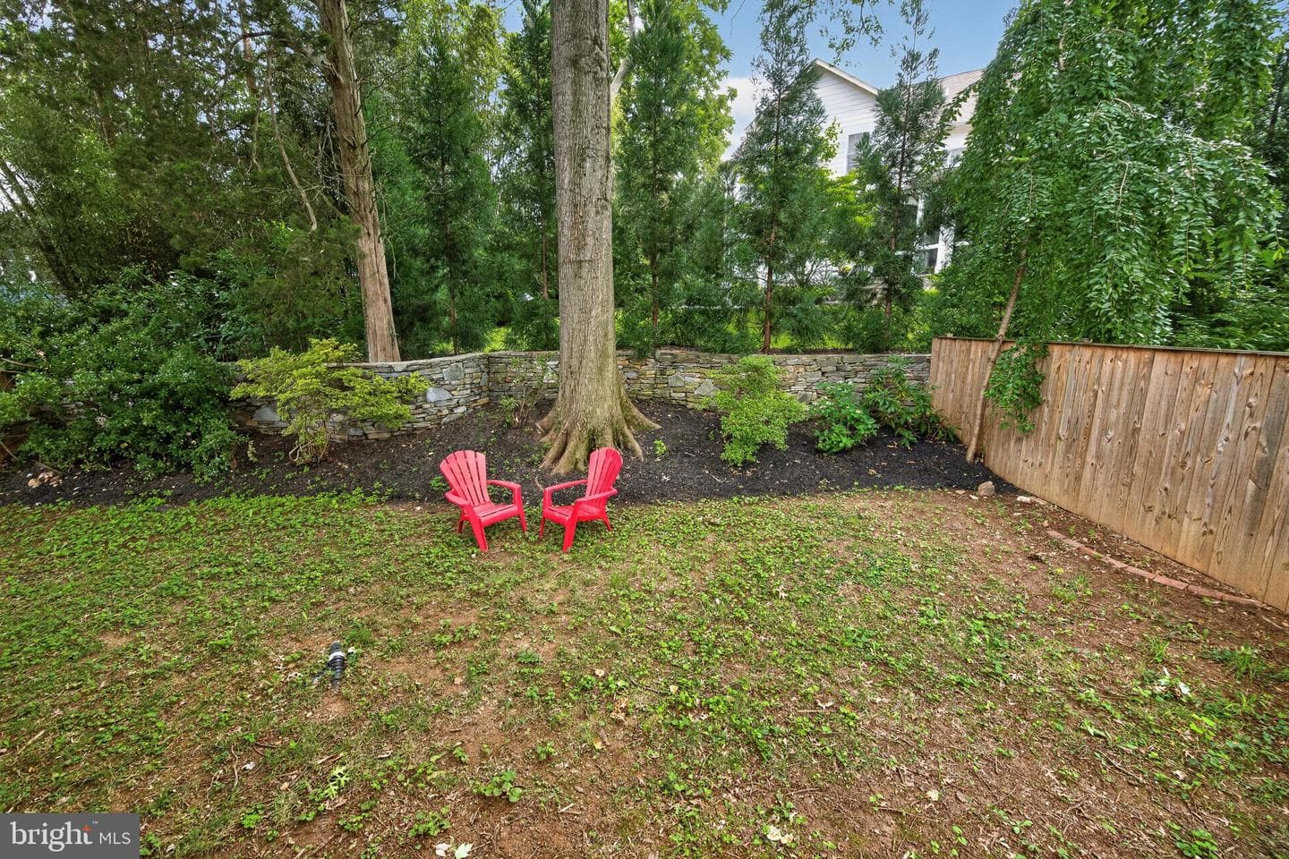 9908 Dickens Avenue photo 44