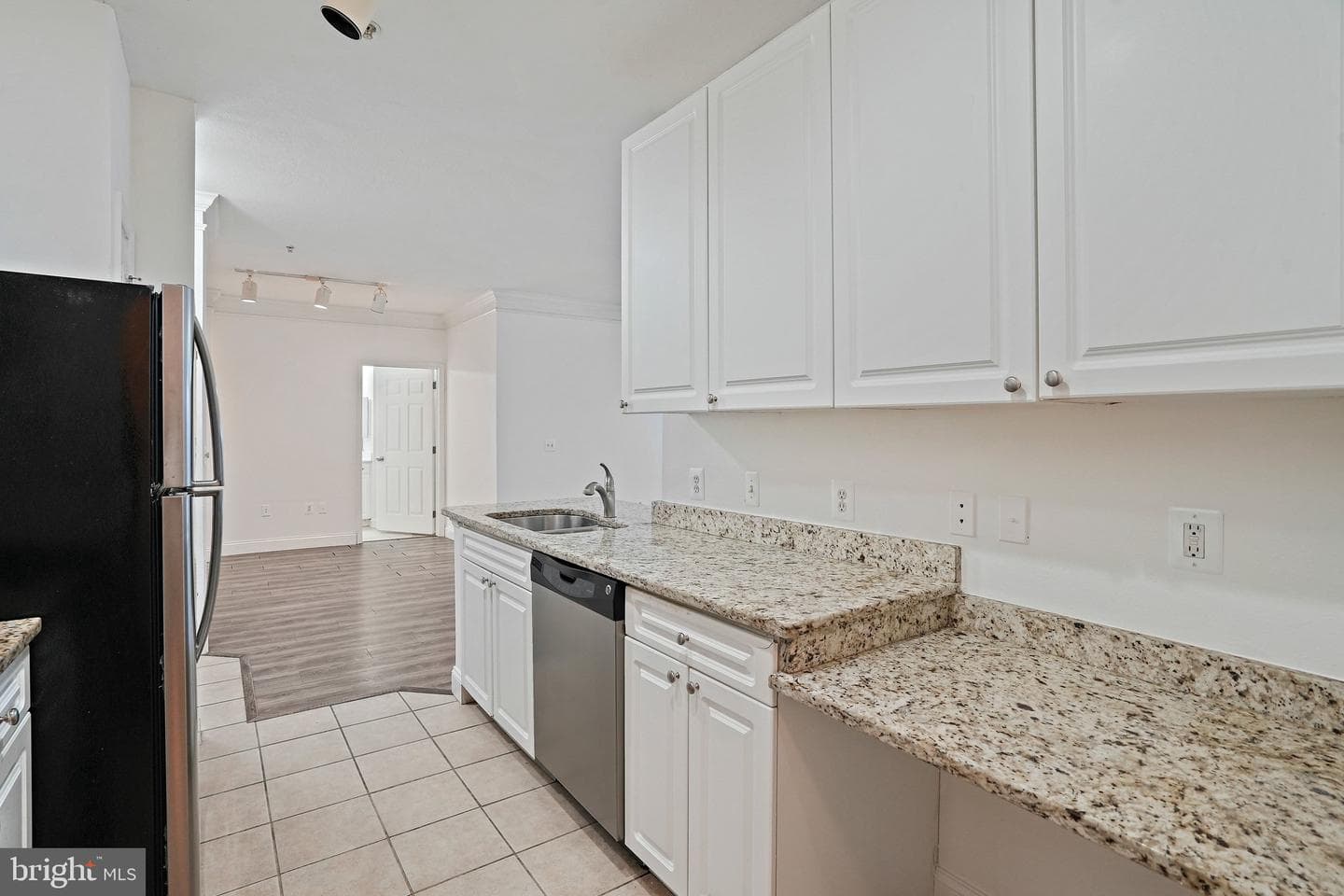 501 Hungerford Drive #p83 photo 6