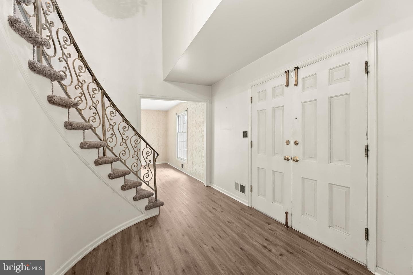 12709 Hammonton Road photo 2