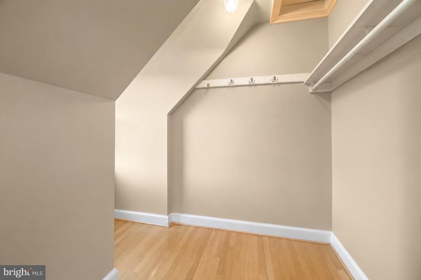 16510 Batchellors Forest Road photo 37