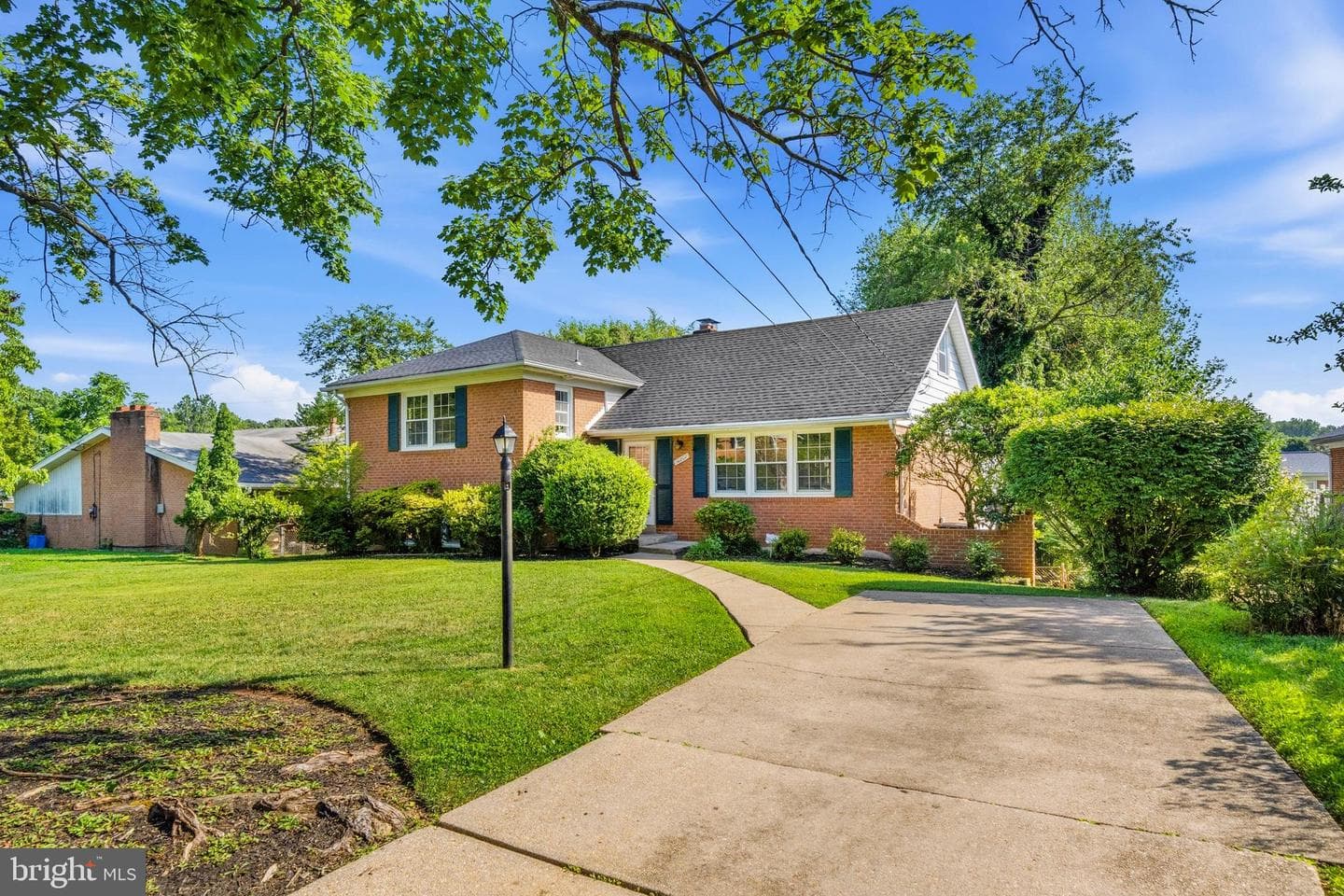 10802 Meadowhill Road photo 4