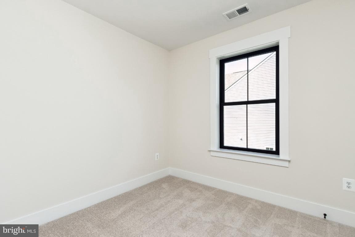 19507 Fisher Avenue photo 18