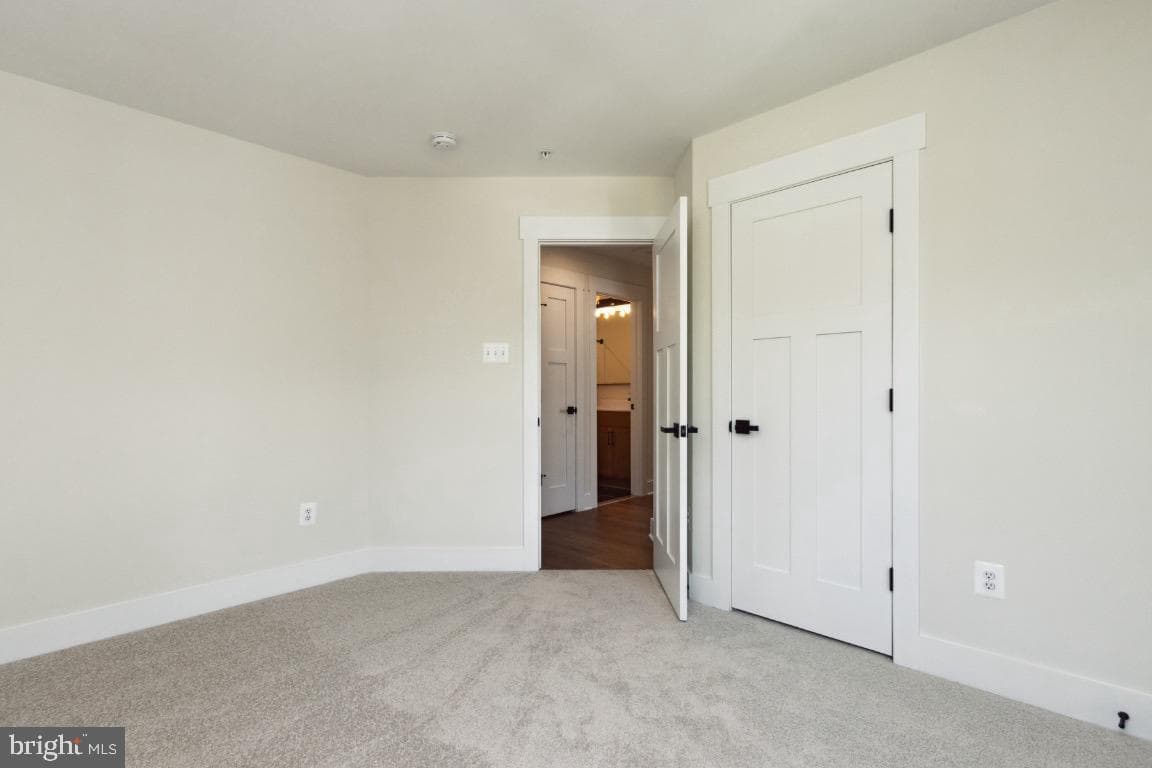 19507 Fisher Avenue photo 24