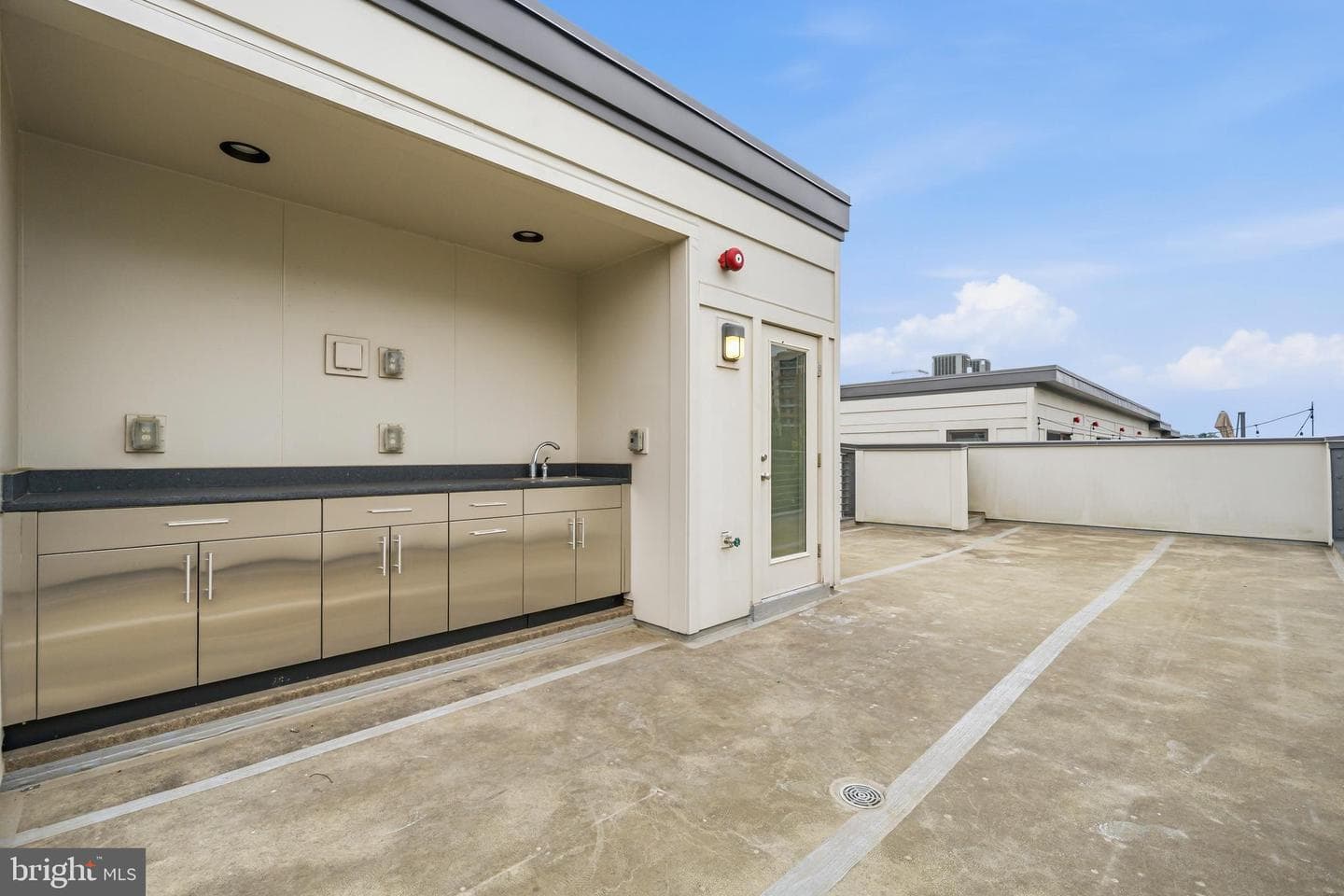 10430 Breuer Street photo 35