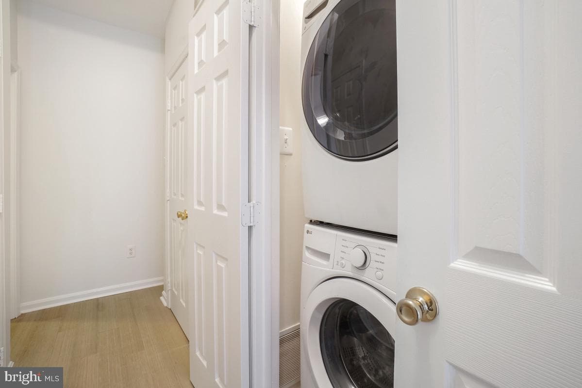 6443 Orchard Avenue photo 27