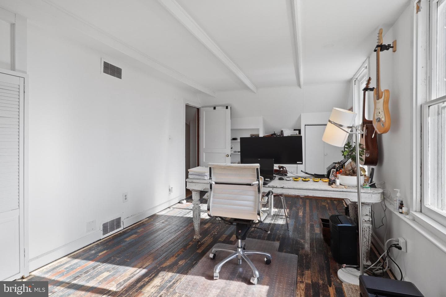 206 Grove Avenue photo 29