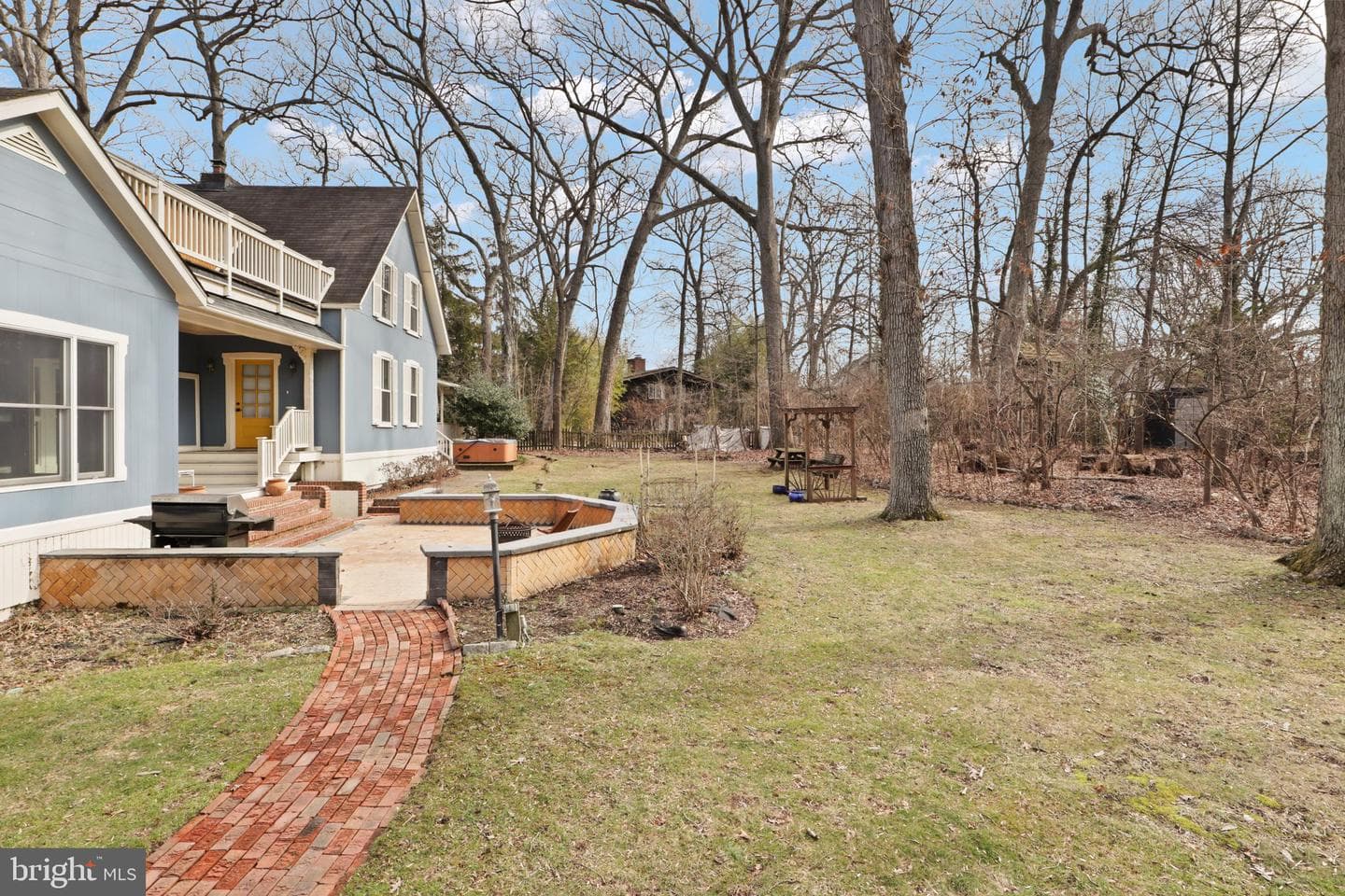 206 Grove Avenue photo 37