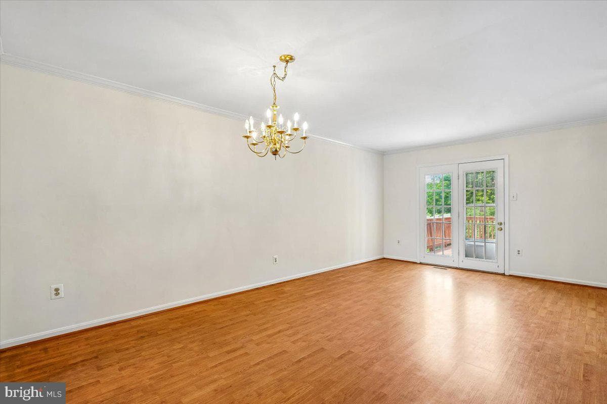 3259 Saint Augustine Court photo 11