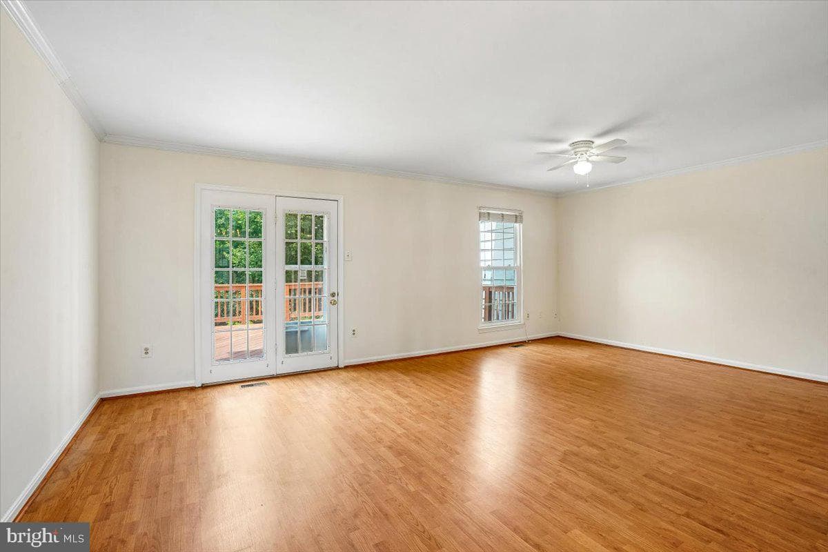 3259 Saint Augustine Court photo 13