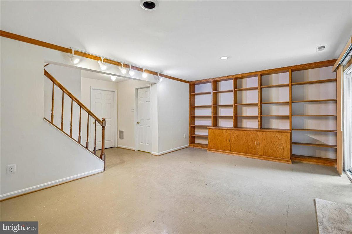 3259 Saint Augustine Court photo 30