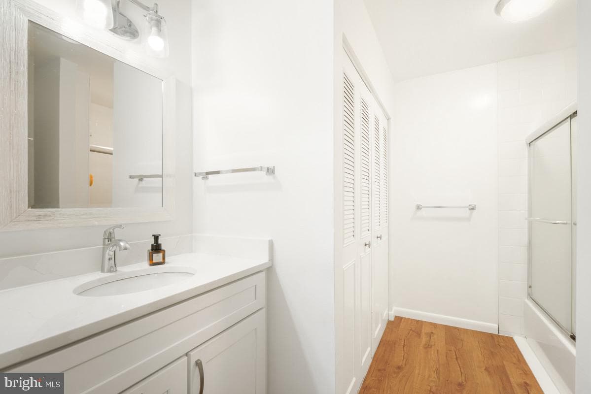3466 Chiswick Court #43-2a photo 7