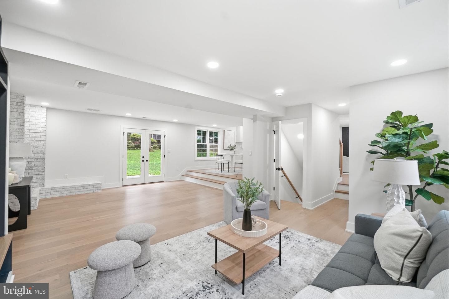 16605 Cavalry Drive photo 8