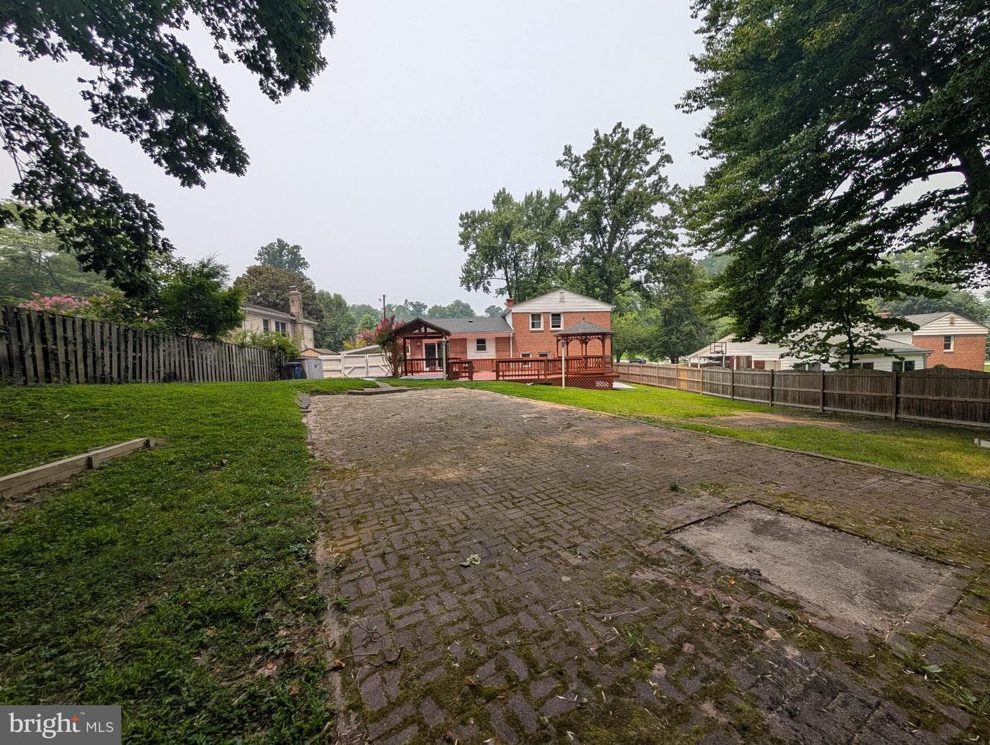 2704 Weller Road photo 7