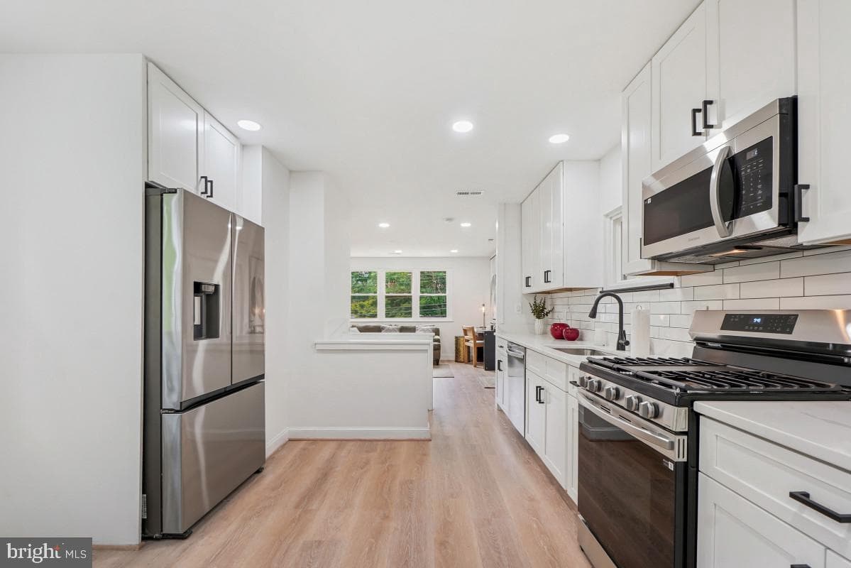 402 Elm Avenue photo 8
