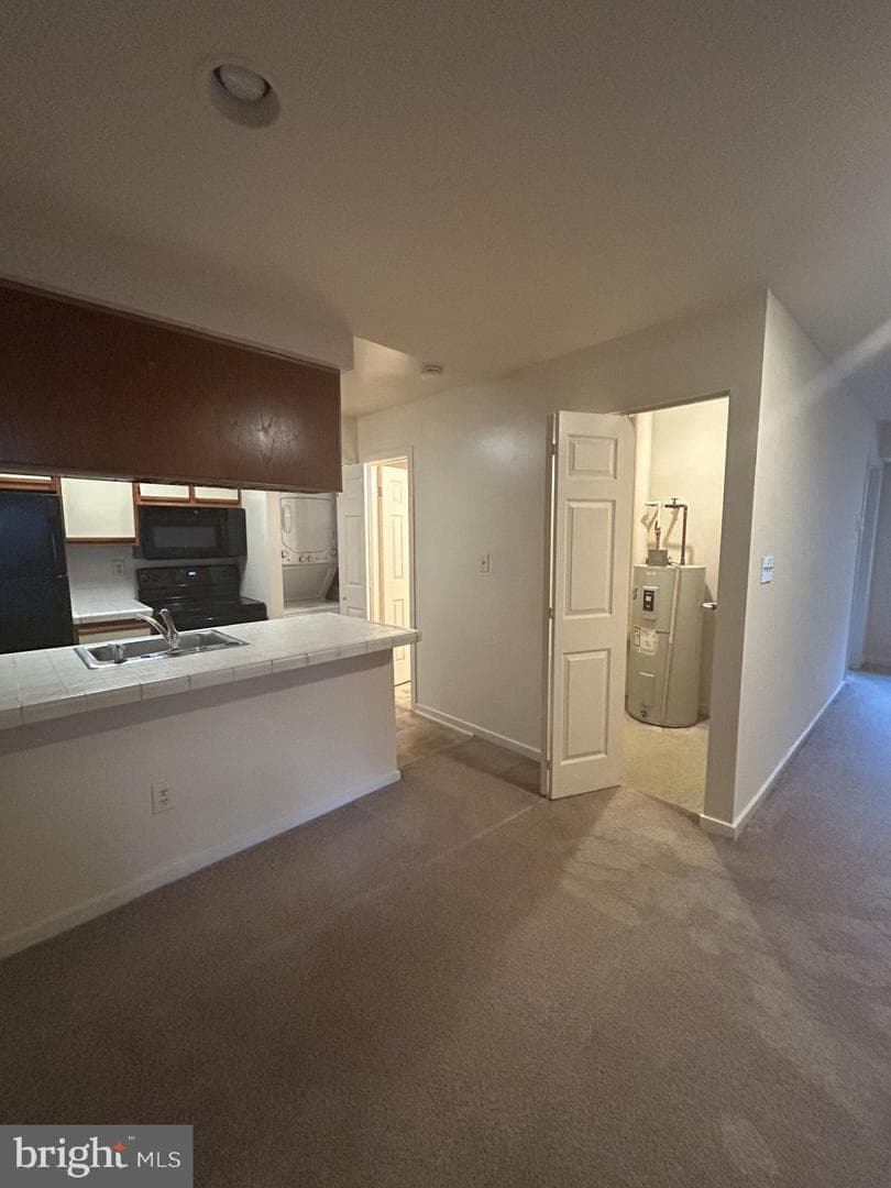 18430 Bishopstone Court #305 photo 20
