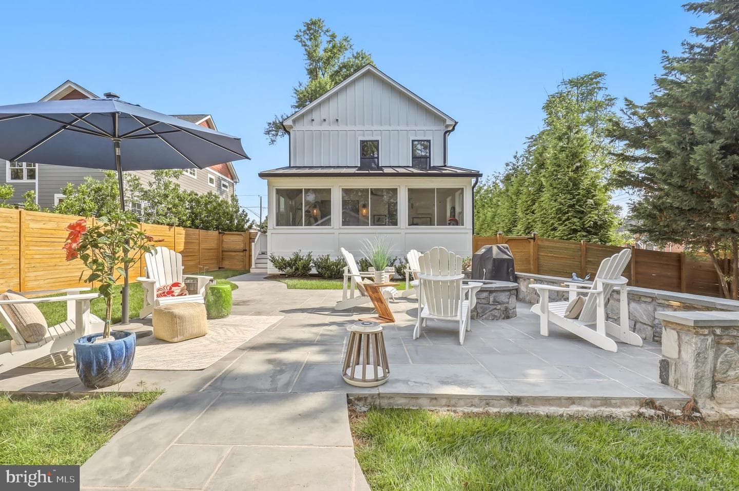 907 Maple Avenue photo 42