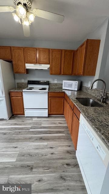 7927 Foxcrest Ct # 7927 photo 4
