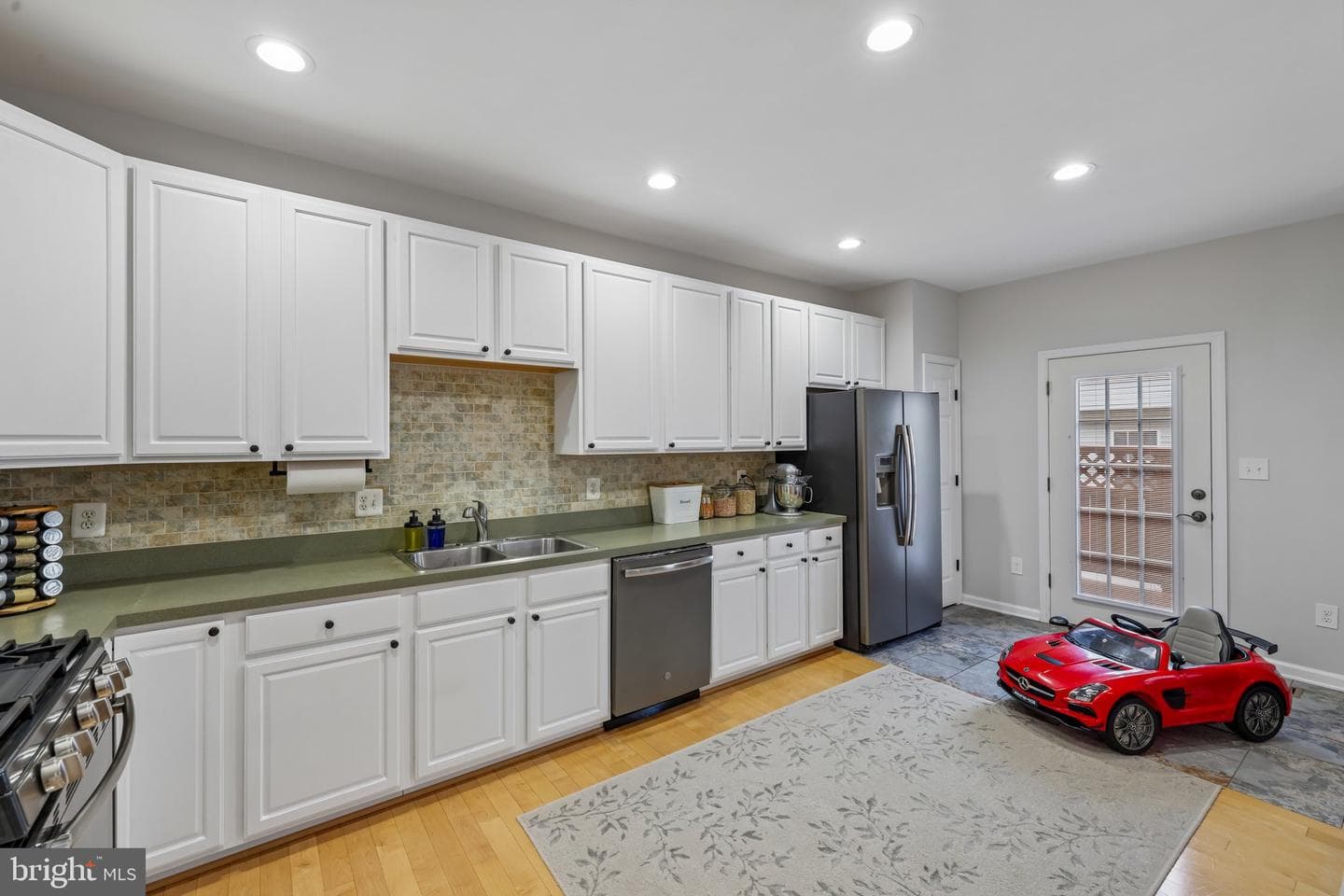 21109 Camomile Court #98 photo 6