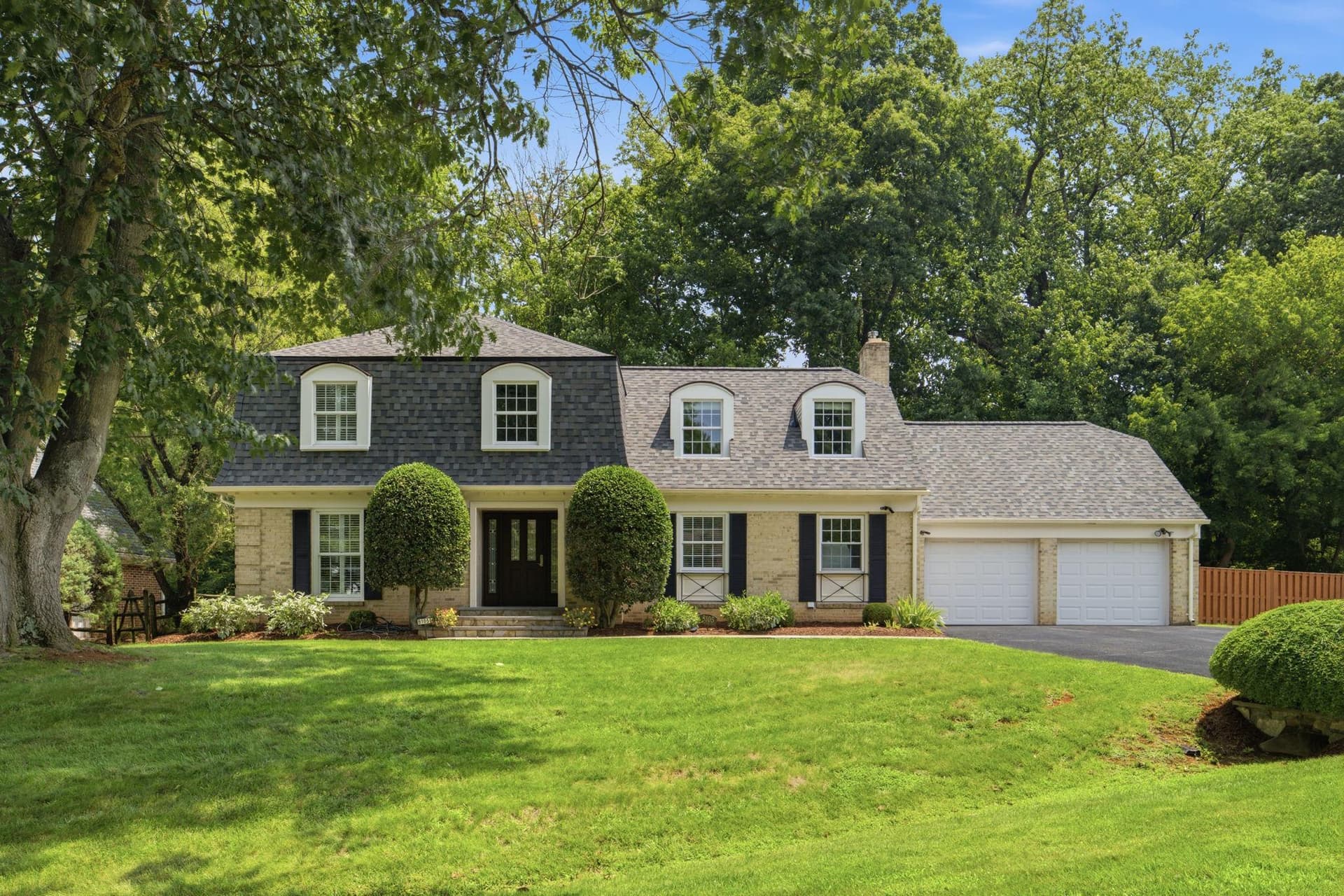 8105 Buckspark Lane E photo 1