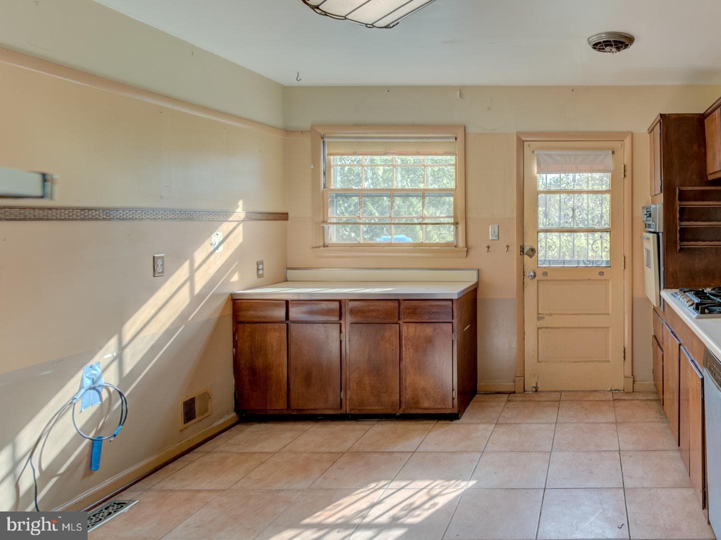9842 Belhaven Road photo 14