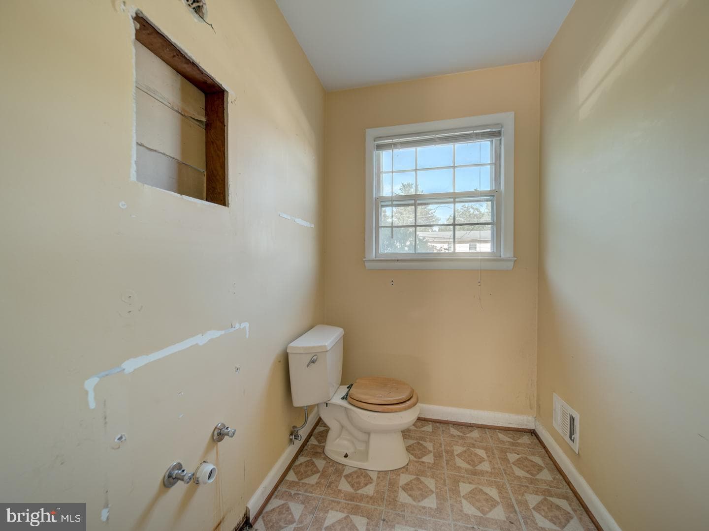 9842 Belhaven Road photo 48