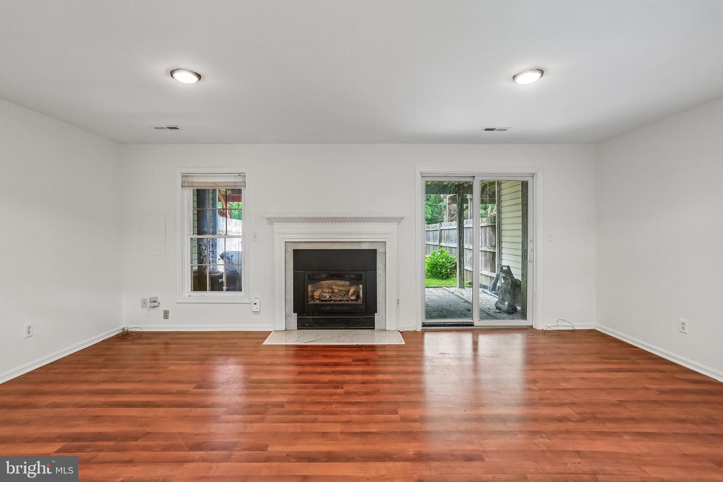17014 Catalpa photo 30