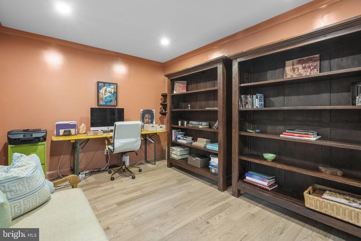 8025 Riverside Drive photo 22