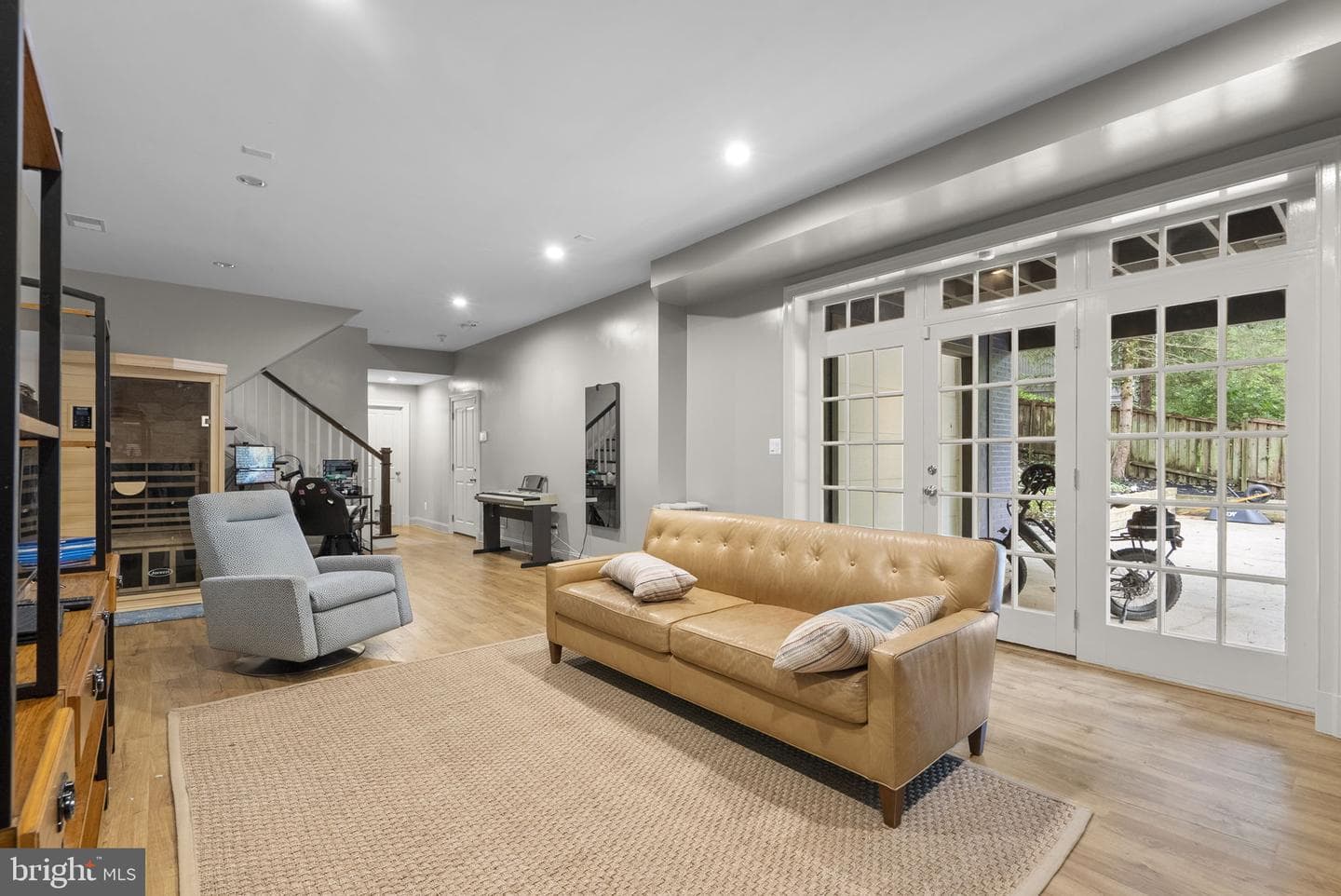 8025 Riverside Drive photo 48