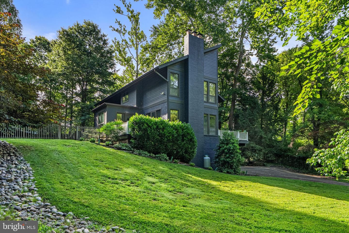 8025 Riverside Drive photo 59