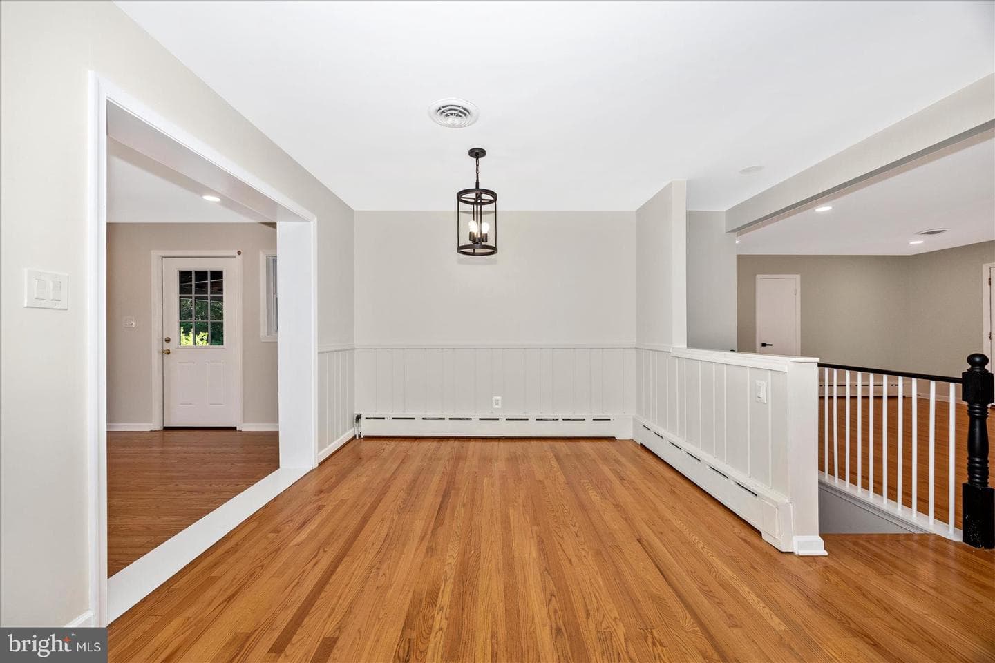 16215 Redland Road photo 11
