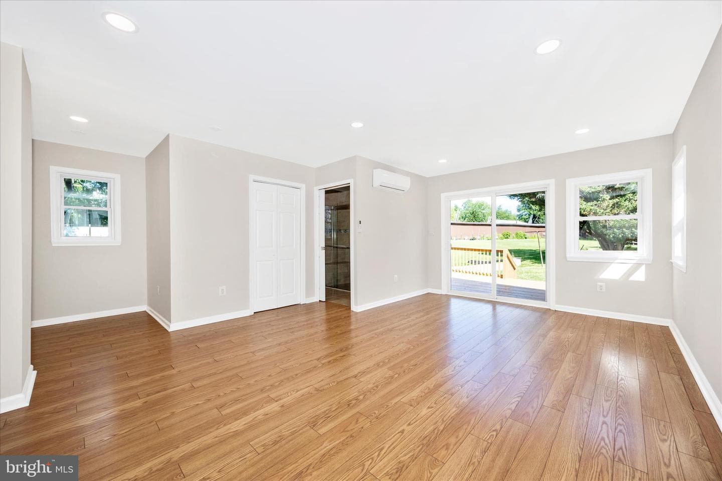 16215 Redland Road photo 16