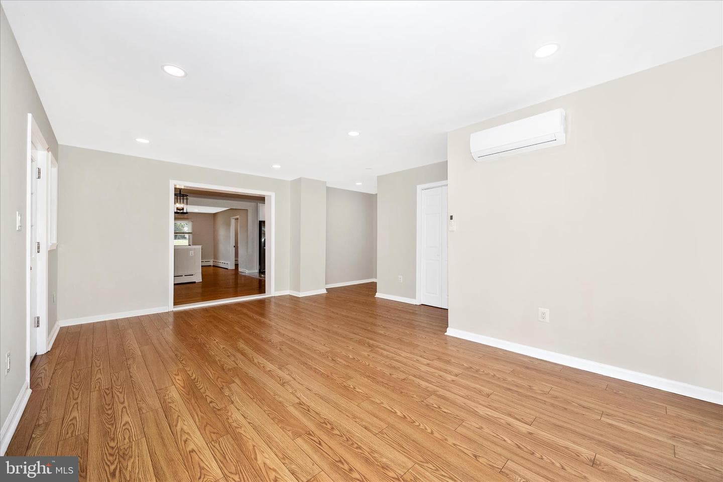 16215 Redland Road photo 18